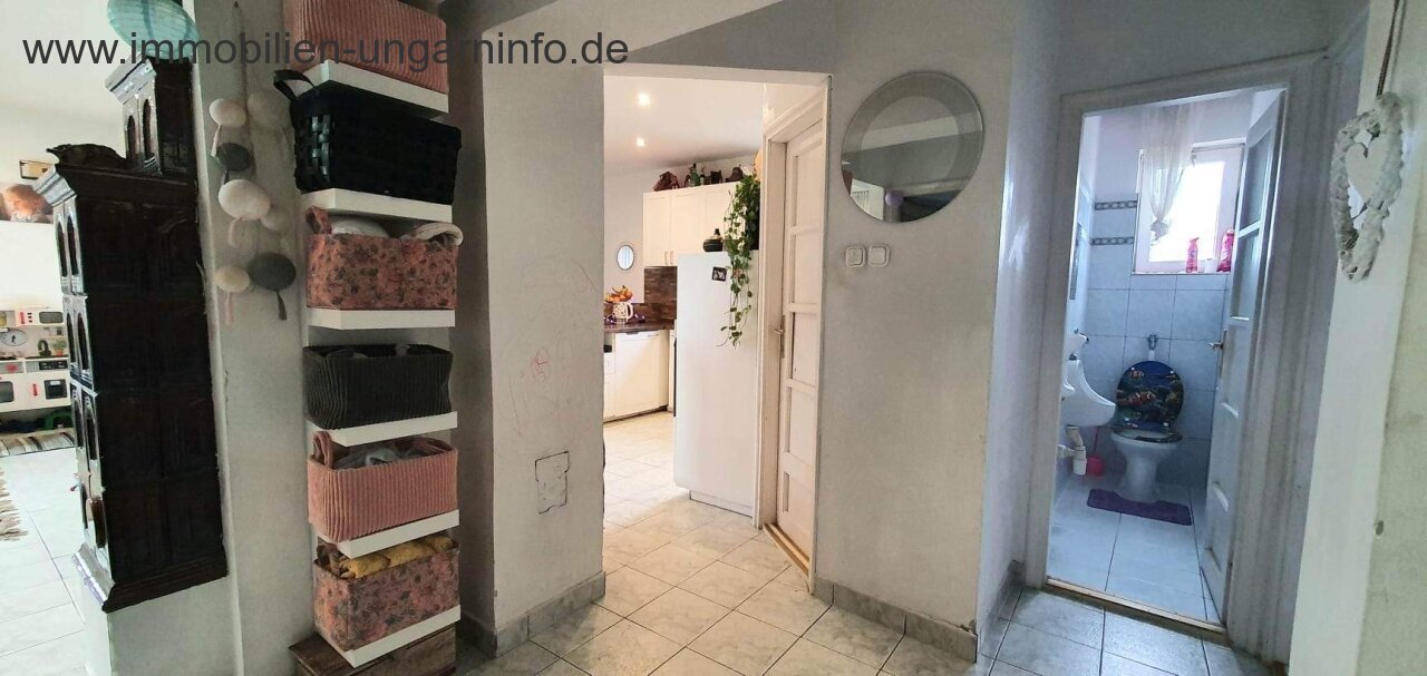 In Vonyarcvashegy, am Nordufer des Plattensees 2-stöckiges Einfamilienhaus zu verkaufen