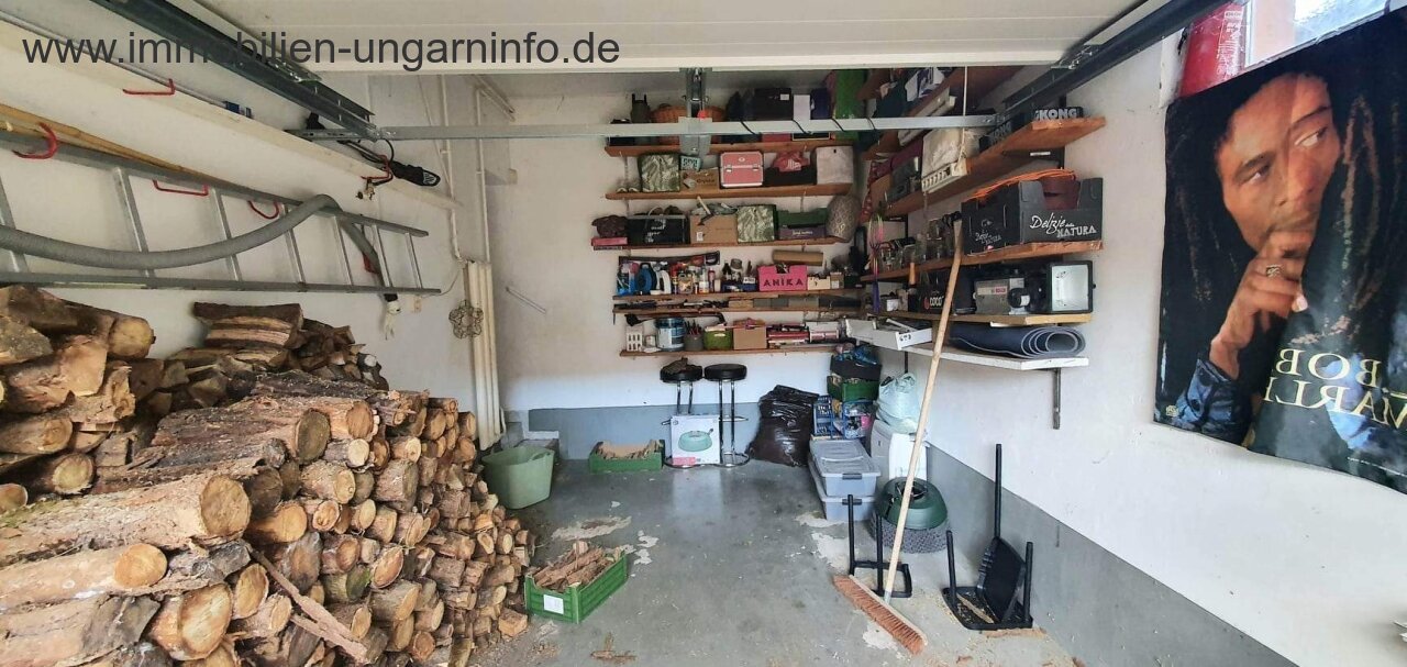 In Vonyarcvashegy, am Nordufer des Plattensees 2-stöckiges Einfamilienhaus zu verkaufen