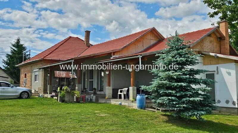 Renoviertes Einfamilienhaus in einem kleinen Dorf südlich des Plattensees zu verkaufen