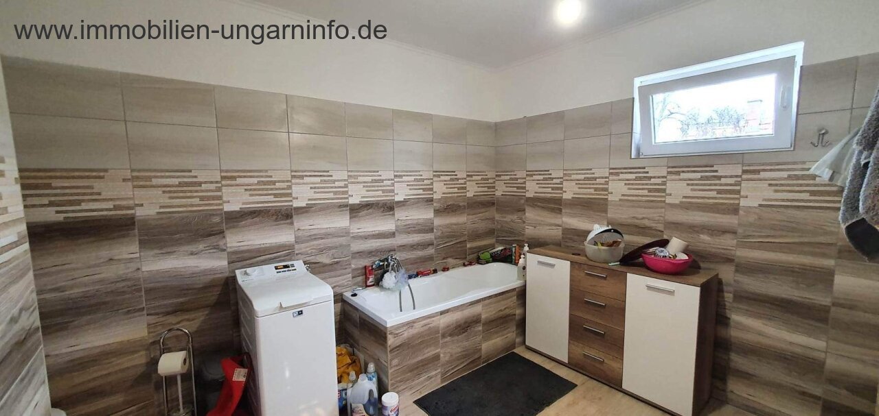 Renoviertes Einfamilienhaus in einem kleinen Dorf südlich des Plattensees zu verkaufen