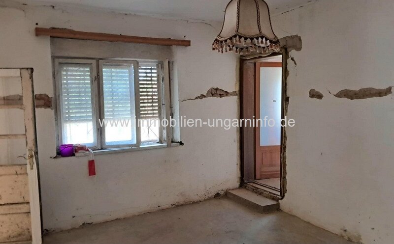 Weinkeller/Presshaus im Weinberg von Szigetvár zu verkaufen