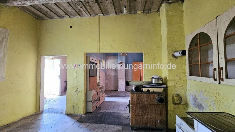 Renovierungsbedürftiges Einfamilienhaus in der Plattenseeregion