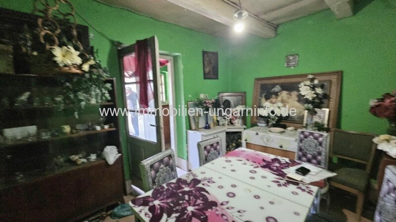 Einfamilienhaus mit Nebengebäuden im Kreis Somogy