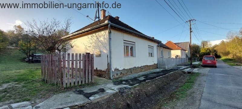 Einfamilienhaus in einem kleinen Dorf bei Kaposvár zu verkaufen