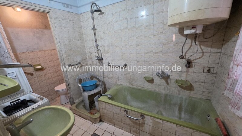 Einfamilienhaus mit Wirtschaftsgebäuden im Bezirk Marcali-Horvátkút zu verkaufen