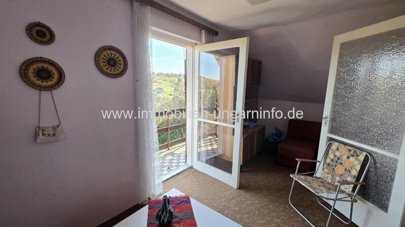 In Nagykanizsa, in der Nähe des Sees, steht ein bewohnbares Wochenendhaus mit großem Grundstück zum Verkauf