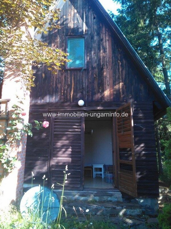 Vas Vármegye: Wochenendhaus mit großem Grundstück an der österreichischen Grenze in Kőszeg 