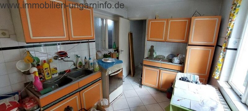 Einfamilienhaus in einer ruhigen Straße von Kaposvár zu verkaufen