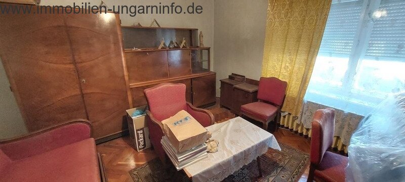 Einfamilienhaus in einer ruhigen Straße von Kaposvár zu verkaufen