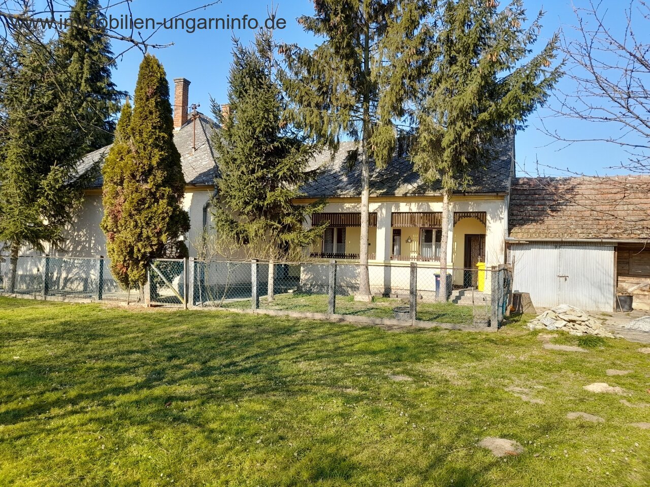 Einfamilienhaus in einem kleinen Dorf im Komitat Somogy zu verkaufen