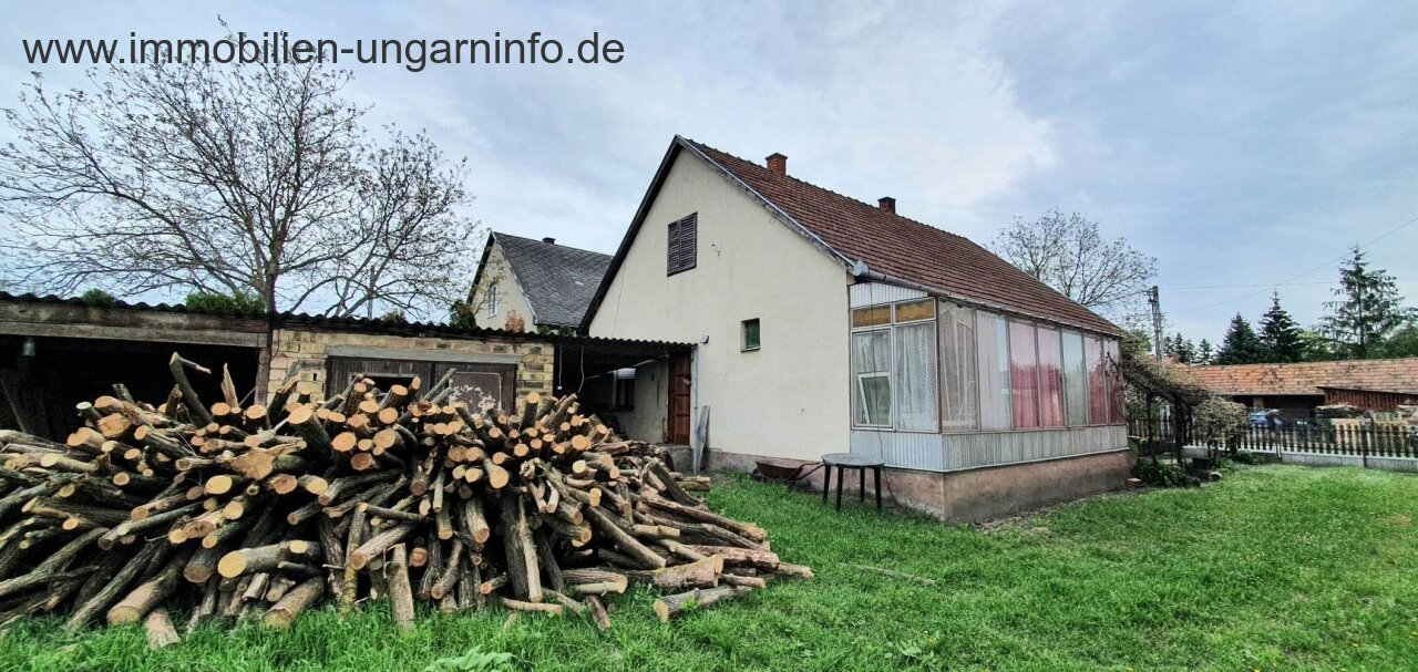 Einfamilienhaus 20 km vom Plattensee entfernt