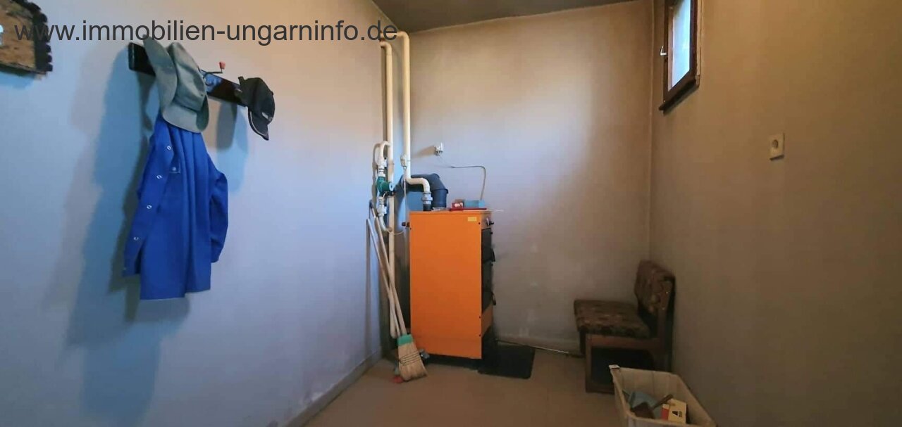 27 km südlich von Balaton in einem kleinen Dorf Einfamilienhaus zu verkaufen