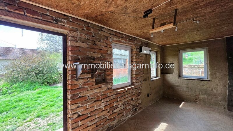 Einfamilienhaus mit großem Grundstück in einem ruhigen, abgelegenen Dorf im Komitat Zala zu verkaufen
