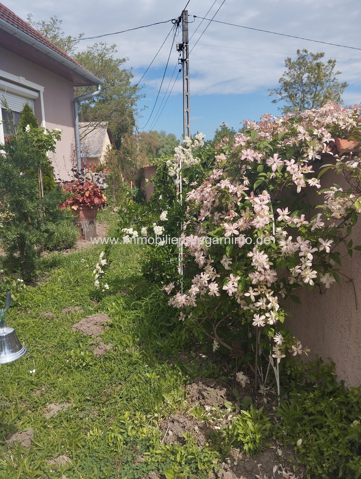 Gut erhaltenes Einfamilienhaus in ruhiger Lage am Plattensee zu verkaufen