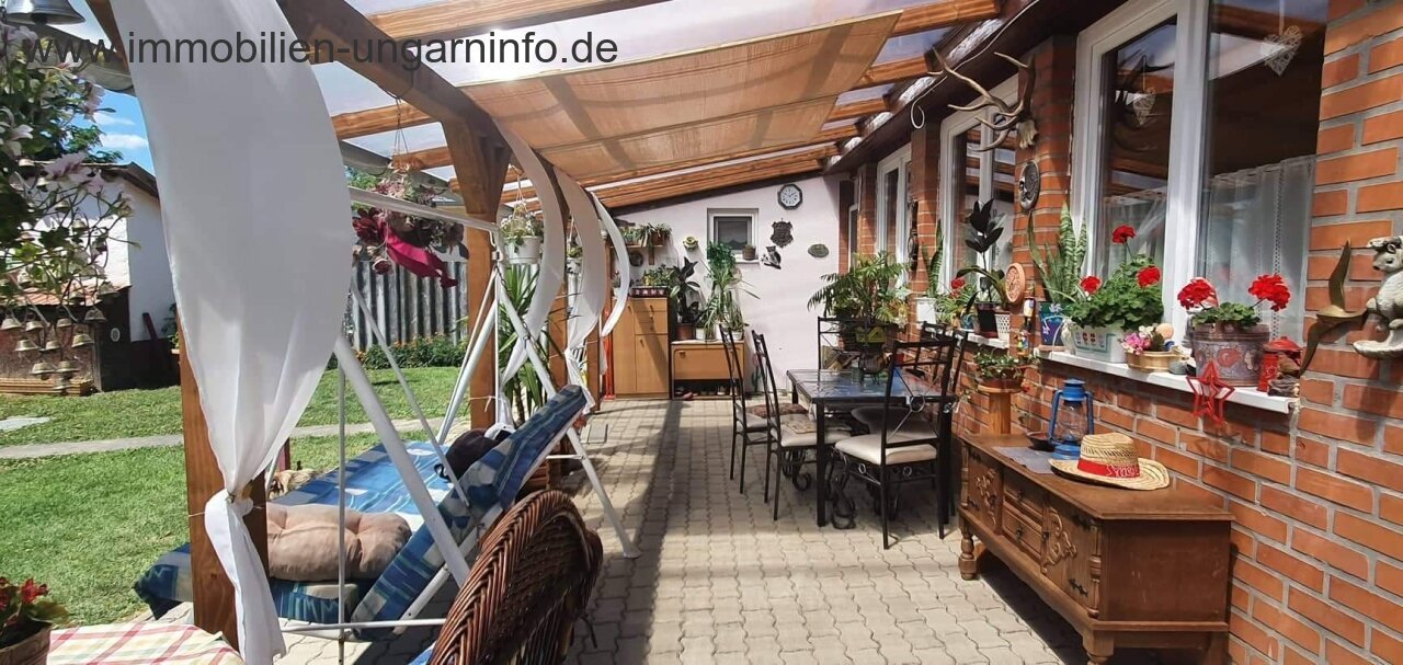 Gut erhaltenes Einfamilienhaus in ruhiger Lage am Plattensee zu verkaufen