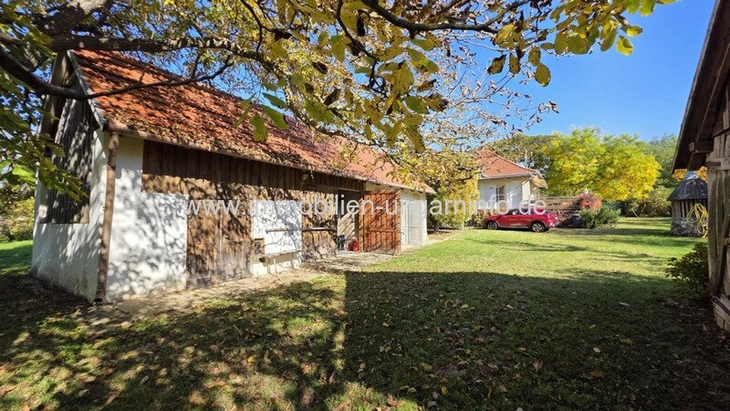 Naturverbundenes Haus mit großem Grundstück in der Nähe des Plattensees