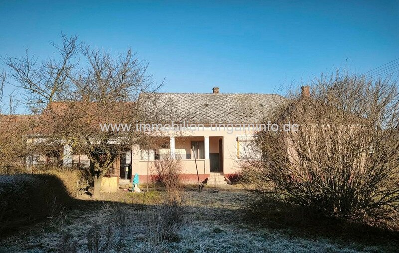 3-Zimmer-Einfamilienhaus mit großem Grundstück in Zala Komitat zu verkaufen