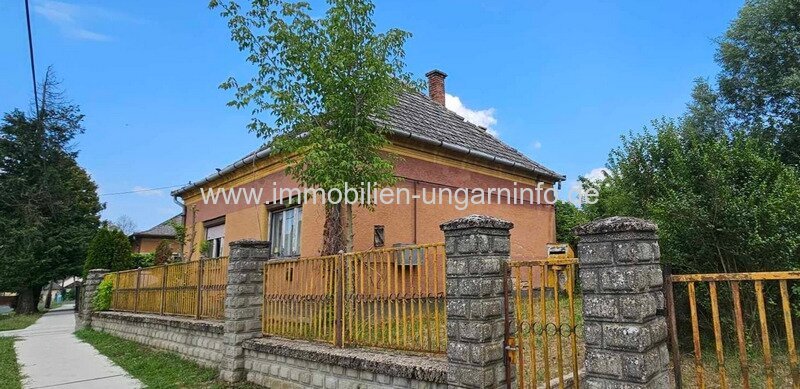 Somogy Vármegye: Im Komitat Somogy, in Vízvár Einfamilienhaus für nur 18.500 Euro Somogy Vármegye: Im Komitat Somogy, in Vízvár Einfamilienhaus für nur 18.500 Euro