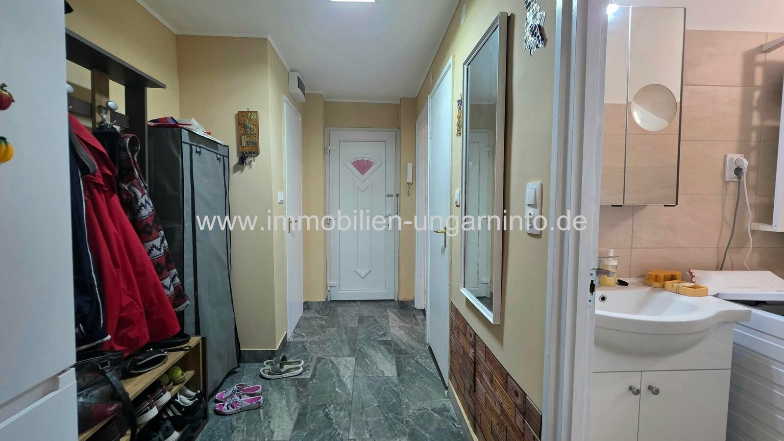 Komplett renovierte 3-Zimmer-Erdgeschosswohnung in Marcali zu verkaufen