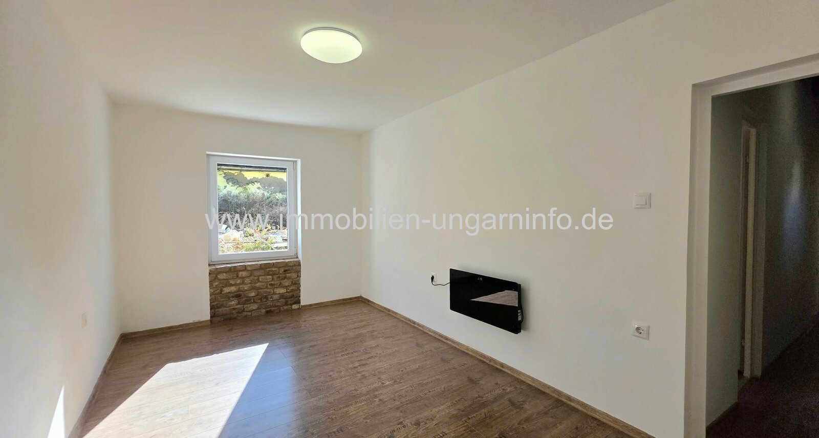 In Szenyér: Sofort bezugsfertiges Einfamilienhaus mit 0,5 Hektar großem Grundstück