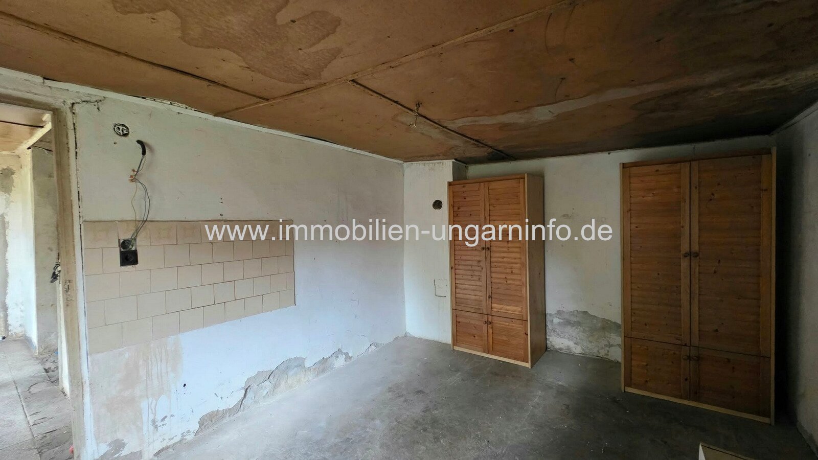 In Szenyér steht ein Einfamilienhaus in Ziegelbauweise zum Verkauf