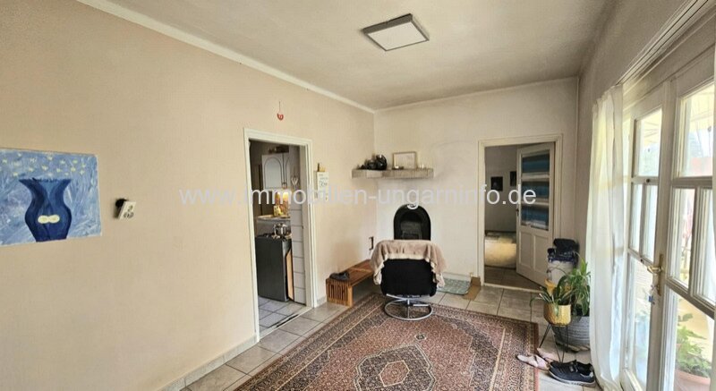 Zwei Häuser zum Preis von einem in der Nähe des Plattensees