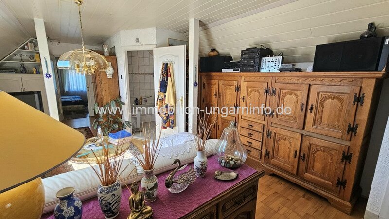 12 km südlich von Balaton 2-stöckiges Einfamilienhaus von deutschem Eigentümer zu verkaufen