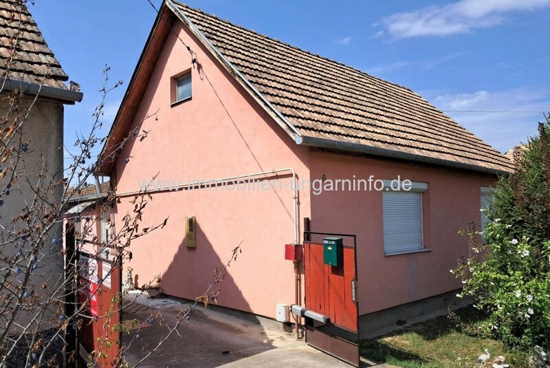 Somogy Vármegye: In Marcali, in der Nähe des Thermalbades, steht ein gut erhaltenes 3-Zimmer-Einfamilienhaus zum Verkauf 