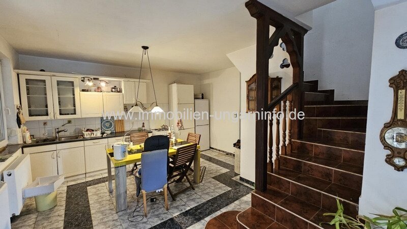 Familienhaus in einem ruhigen kleinen Dorf Umgebung des Plattensees