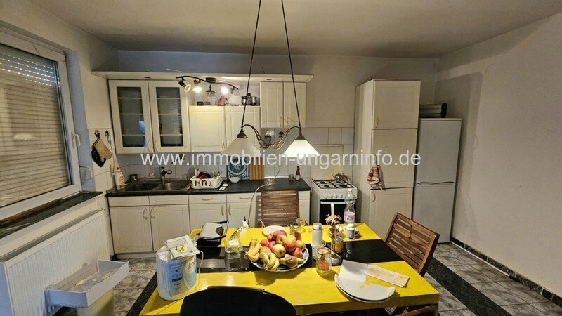 Familienhaus in einem ruhigen kleinen Dorf Umgebung des Plattensees