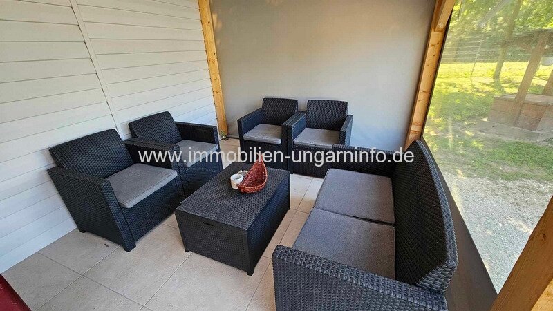 Waldhaus mit Appartements, Schwimmbad in der Nähe des Plattensees