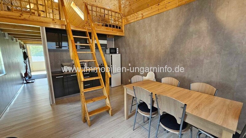 Waldhaus mit Appartements, Schwimmbad in der Nähe des Plattensees