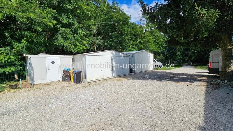 Waldhaus mit Appartements, Schwimmbad in der Nähe des Plattensees