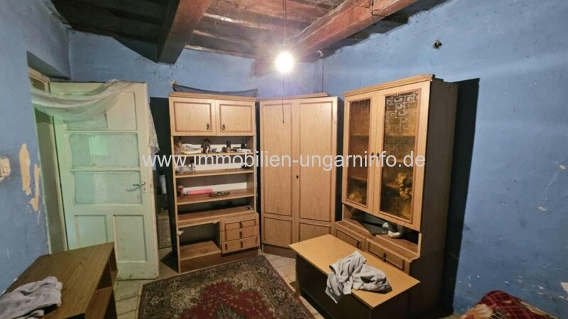 Einfamilienhaus mit Nebengebäuden im Kreis Somogy