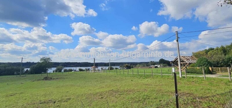 Familienhaus mit Blick auf einen See im Komitat Zala