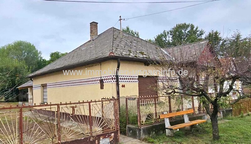 Einfamilienhaus mit großem Grundstück in der Nähe von Marcali zu verkaufen