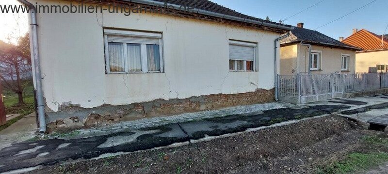 Einfamilienhaus in einem kleinen Dorf bei Kaposvár zu verkaufen