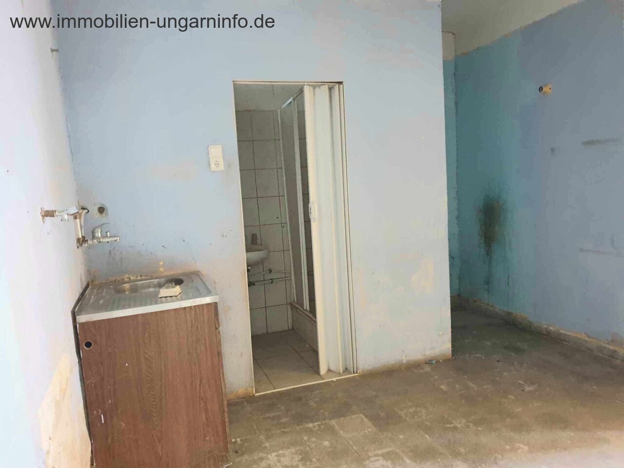 Einfamilienhaus zu verkaufen in einem kleinen Dorf 15 km vom Plattensee entfernt