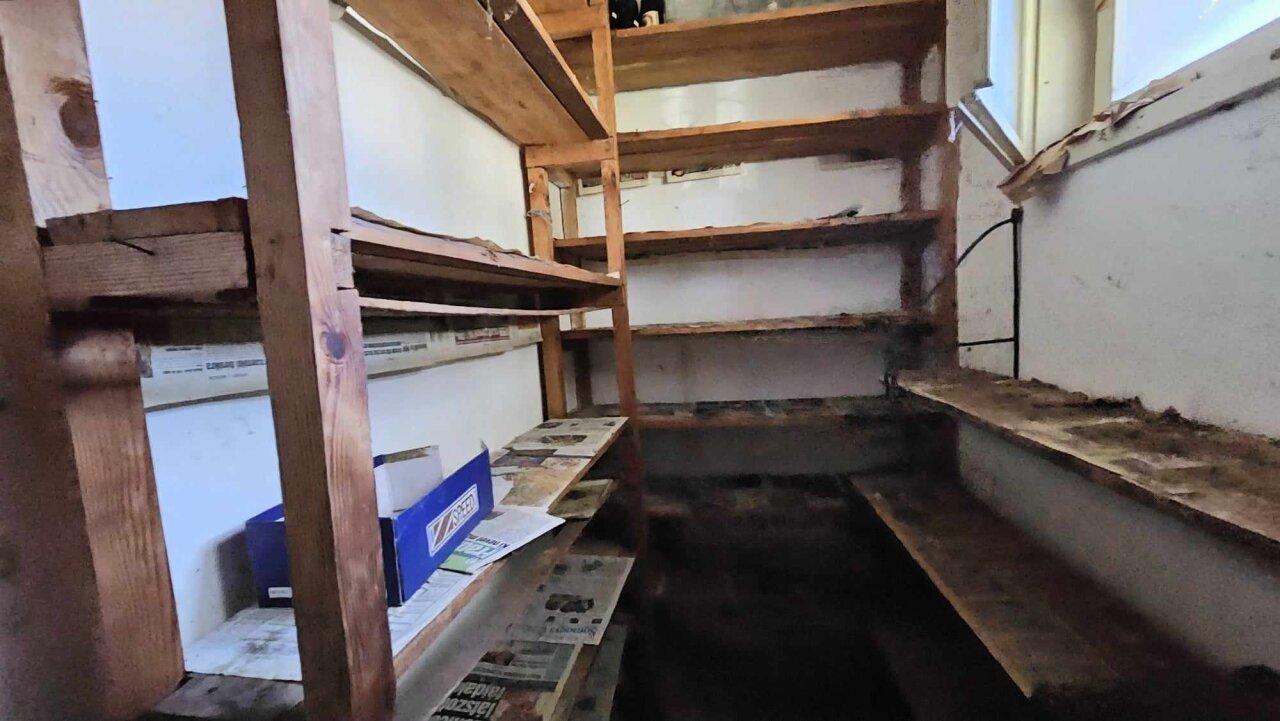 Einfamilienhaus mit großem Grundstück in einem Dorf südlich des Plattensees zu verkaufen