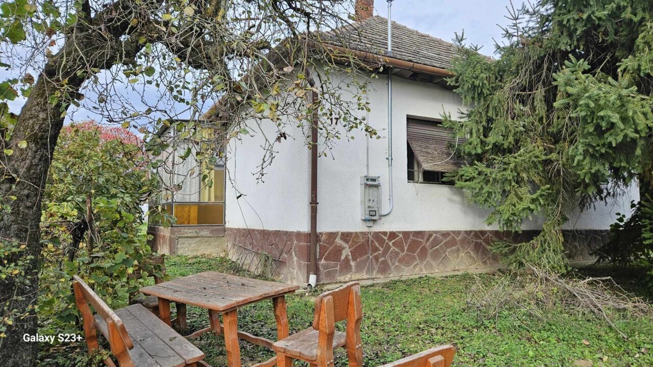 Teilweise renoviertes Einfamilienhaus im Krishna-Tal