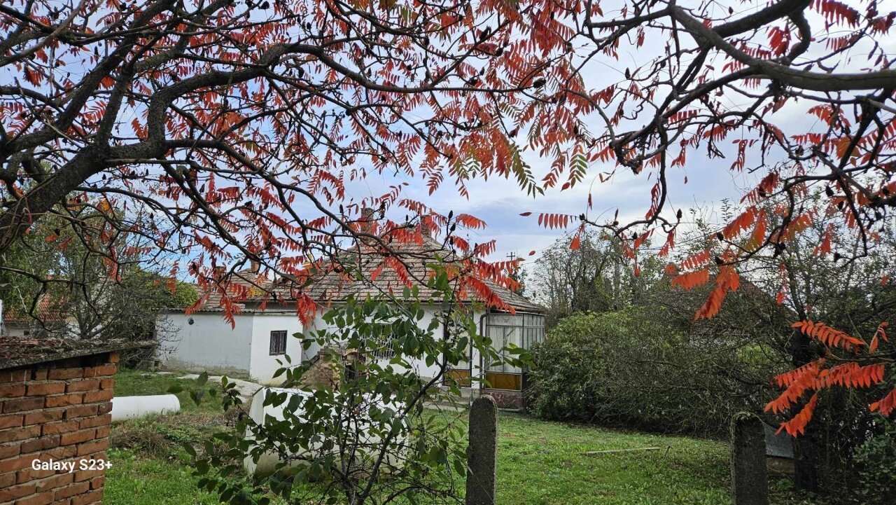 Teilweise renoviertes Einfamilienhaus im Krishna-Tal