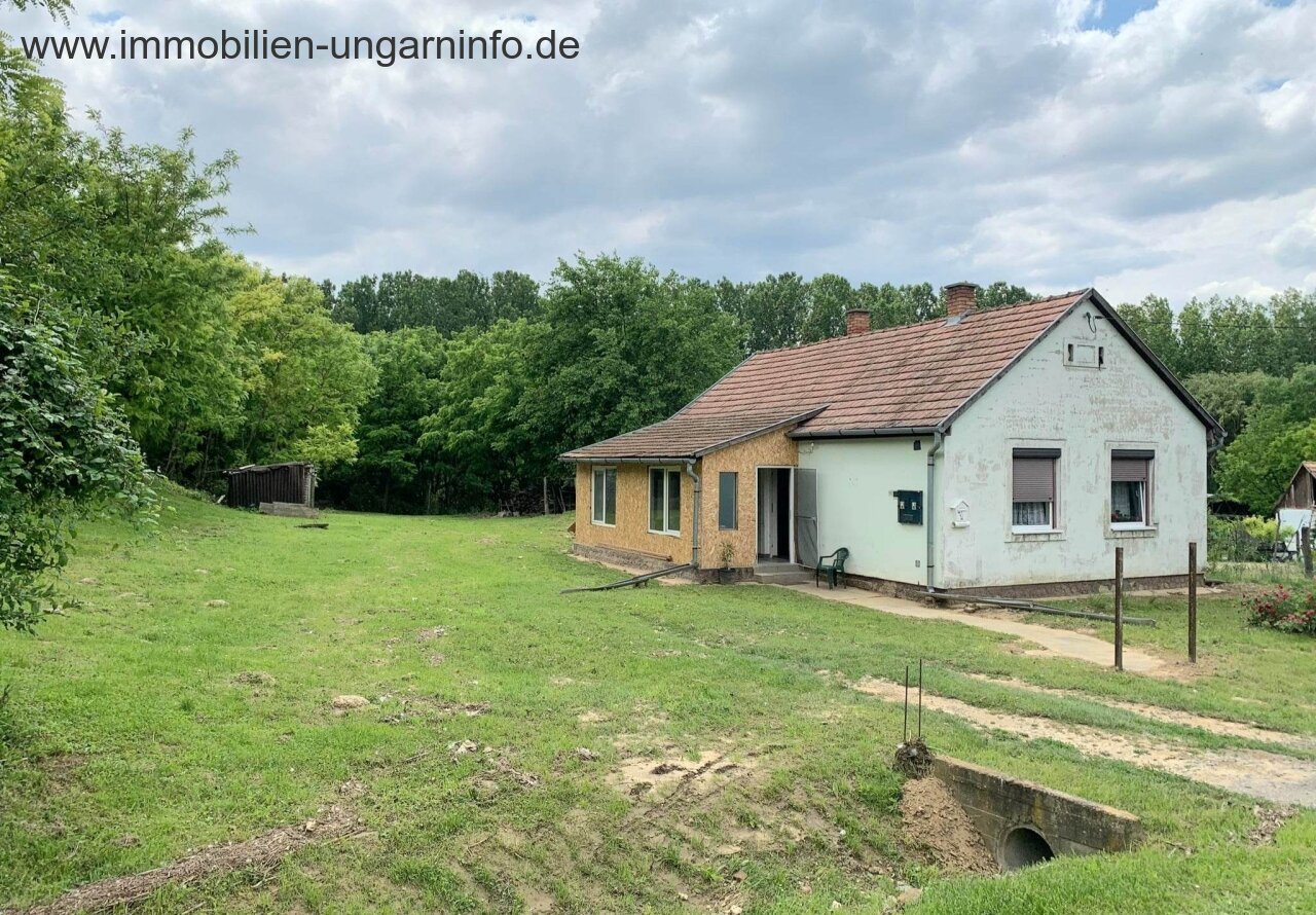 Family house for sale in a small village in Somogy county