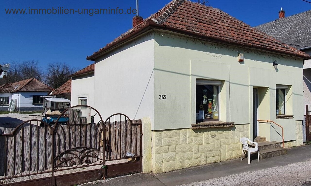 Zala Vármegye: Two houses for the price of one near Lake Balaton 