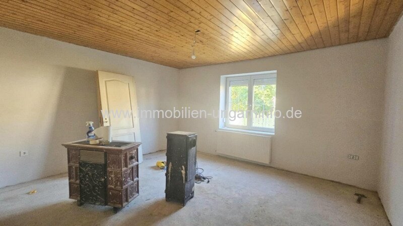 Teilweise renoviertes Einfamilienhaus in der Nähe des Plattensees