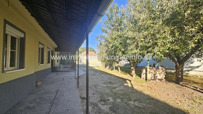 Teilweise renoviertes Einfamilienhaus in der Nähe des Plattensees