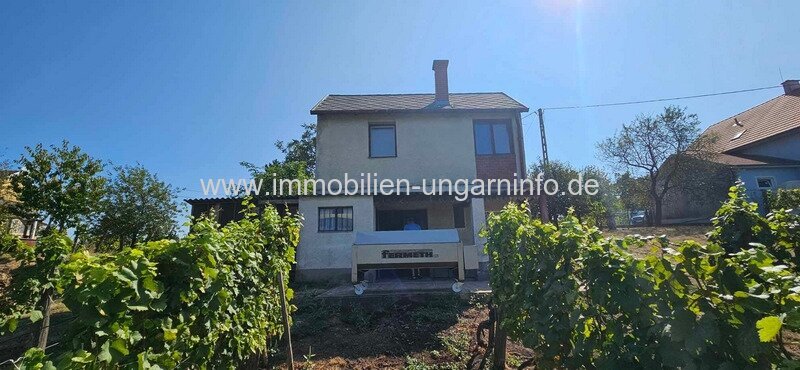 Auf der Nordseite des Plattensees in Rezi, Panorama-Weinberghäuschen zu verkaufen