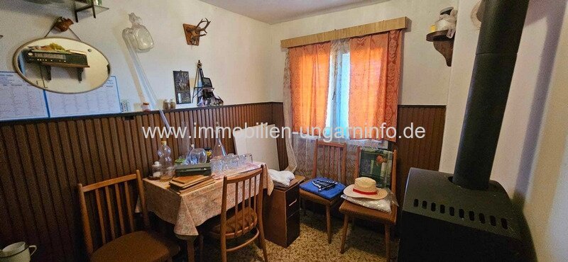 Auf der Nordseite des Plattensees in Rezi, Panorama-Weinberghäuschen zu verkaufen