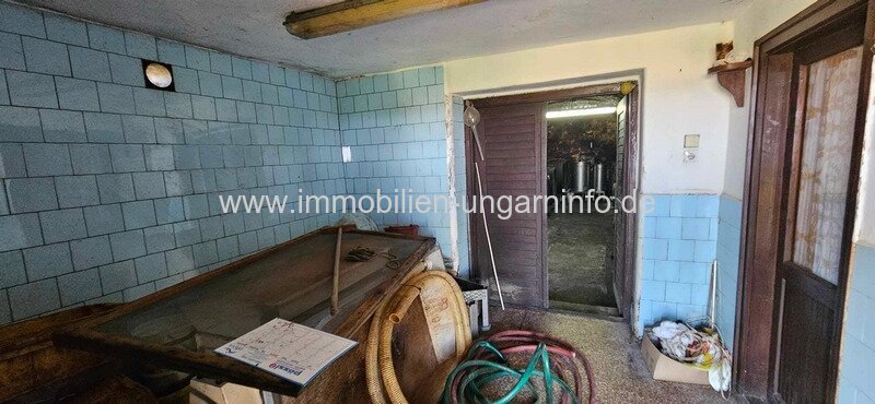 Auf der Nordseite des Plattensees in Rezi, Panorama-Weinberghäuschen zu verkaufen