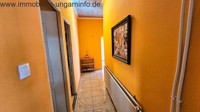 Renoviertes 4-Zimmer-Familienhaus in der Nähe des Plattensees