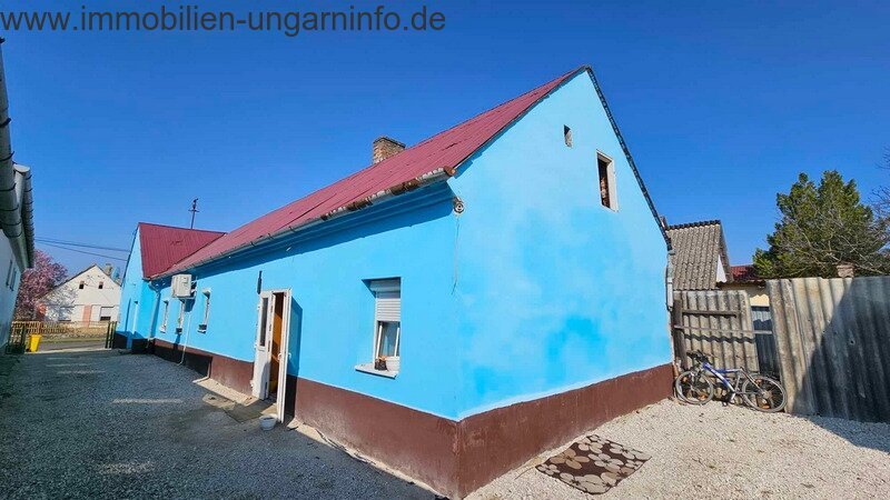 Renoviertes 4-Zimmer-Familienhaus in der Nähe des Plattensees